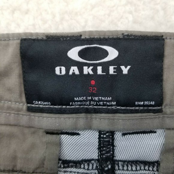 Oakley Men's Black Chino Skater Golf Summer Causal Wear Shorts Sz 32 - Picture 4 of 10